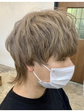 アルファ アルファ(ALPHA ALPHA) ミルクティベージュウルフ