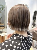 ミルクブラウン×ぱつっとボブ