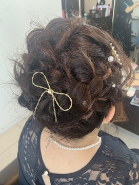 イロハ(I RO HA) 暑さに負けないアップスタイル!