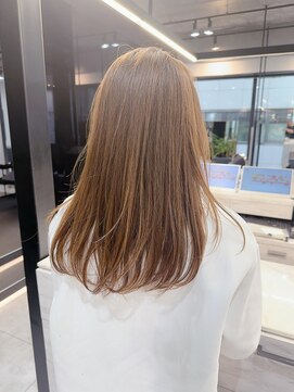 ファンナギンザ(FaNNa ginza) ロング/レイヤー/小顔/前髪/白髪ぼかし/髪質改善/銀座