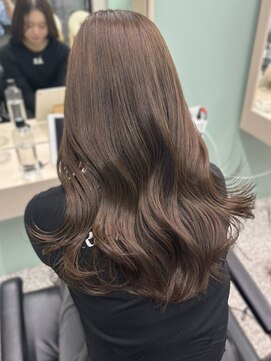 イロウ 天神大名店(IROW) ミルクティーアッシュ　艶カラー　20代30代【天神大名】