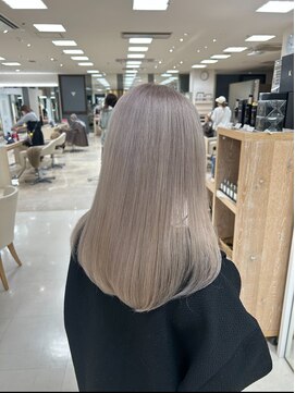 ケンジ 平塚ラスカ店(KENJE) ブリーチ2回グレージュカラー