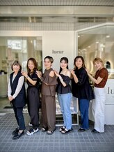 【lueurこだわりの薬剤で1人1人に寄り添い、髪の悩みを解決】