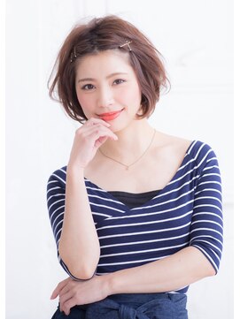 ヘアーズ ベリー 長居店(hairs BERRY) センター分けアレンジスタイル