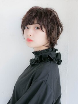 ルティア(Lutia) 似合わせショート 小顔ヘア暗髪