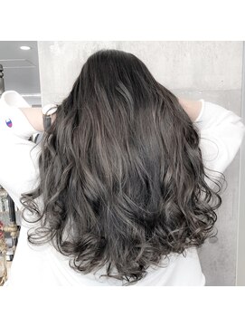 シュプバイトゥーミー(sup.by tomee) ラベンダーグレー【担当　末吉】