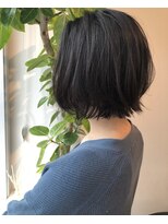 インフィス(INFIS)&nbsp;【INFIS 和知】量が多い暗髪でも柔らかさを！レイヤーBOB