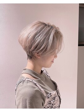 カロン 八柱店(CALON by truth) ホワイトベージュカラー×ハンサムショート