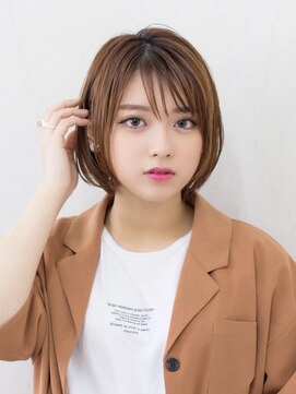 レッド(RED) 肩上内巻きボブ