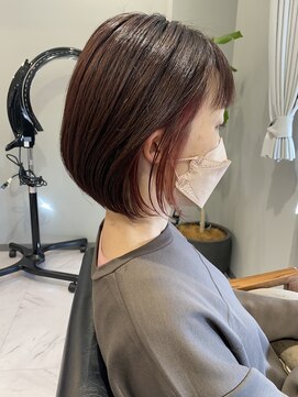 ピアーネ(PIANE) ボルドーイヤリングカラーボブ