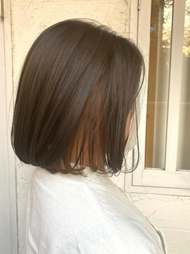 コマ(coma) 【coma中野】王道ボブ×インナーカラー