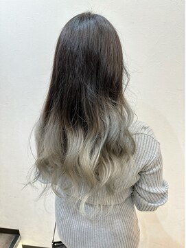 ヘアーグランデシーク(Hair Grande Seeek) シルバーグラデーション