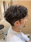 2ヶ月前のパーマを活かしてカット【佐藤和弥】