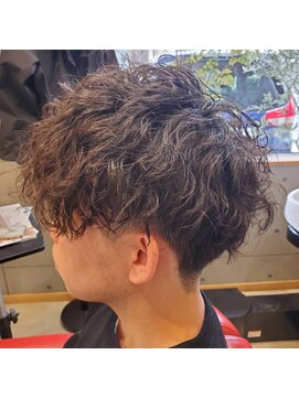 バルビエーレ アーディ(Barbier Adi) スパイラルパーマ