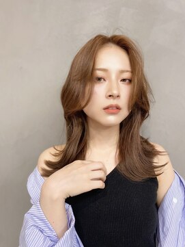 ニジュウサンド(23°) 韓国　くびれヘア