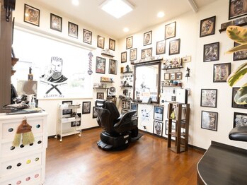 バーバーアンドスパ セブン(SEVEN)の写真/マンツーマン施術の理容室"BarBer&spa SEVEN"。日頃の疲れを忘れて、落ち着いて過ごせる癒しの空間…♪