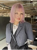 ペールピンク×顔まわりカットボブ