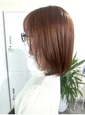 キャラメルベージュ