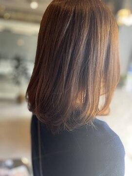 ジールヘアー(GIIL HAIR) ミディワンカール巻き