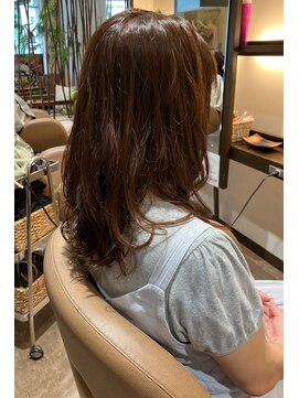 グラッシュトーン(grash tone) ゆるウェーブパーマ