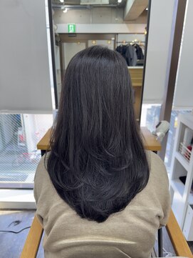 カシー(Casii) お手入れ楽ちんロングレイヤーカット