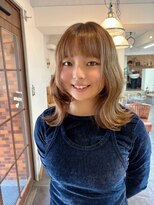 ポタム 東中野(potamu)&nbsp;顔周りレイヤーとミディアムロブ