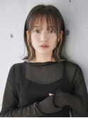 さりげないお洒落。イヤリングカラー×ポイントカラーで魅せる