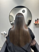 市川で叶う究極の艶髪。髪質改善と白髪ぼかしで悩みを自信に。[髪質改善縮毛矯正/市川/市川駅]  
