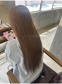 ミルクティーベージュ