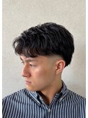 メンズピンパーマフェードスタイル