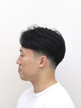 ダリーサード(DALIE third) ミドルパートかき上げセンターパートローフェード