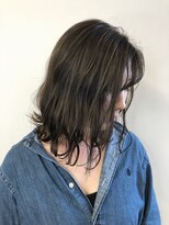 バズ ビー(BUZZ Bee)&nbsp;コントラストハイライト×アッシュグレージュ