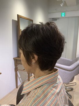 ユーネリー(U-NERY) ミセスショートボブ