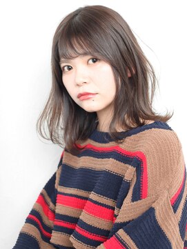 イリス(Iris.) ナチュラルミディアムベージュ◎ 【 スタイリスト平田】