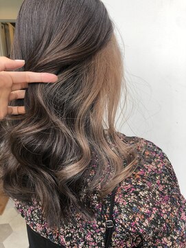 カルテット(Quartett) 【Quartett】イヤリングカラー×ベージュブラウン