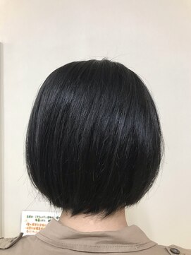 美容室 ステラ ミディアムボブ