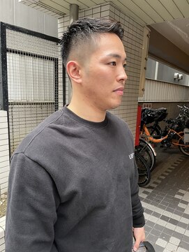 ウェルネス(Wellness) スキンフェードツイストスパイラルツーブロックマッシュ80