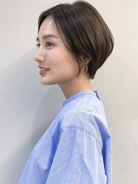 サーカス バイ ビュートリアム 青山(CIRCUS by BEAUTRIUM) 30代40代50代前髪なしショート　耳かけショート　表参道　小顔