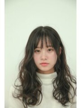 ニーゼロゼロナナ(2007) 黒髪　ヴェールウェーブ　大人かわいい