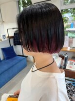 O 20代30代40代大人かわいいワンカールインナーカラーボブ