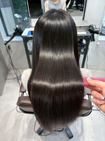 ザシェノンウメダ(THA CHAINON UMEDA) イメチェン/ピンクベージュ/アンブレラカラー/前髪/心斎橋