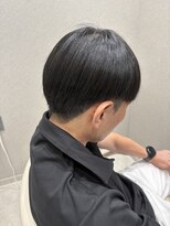 ロエ(Lowe')&nbsp;刈り上げマッシュ