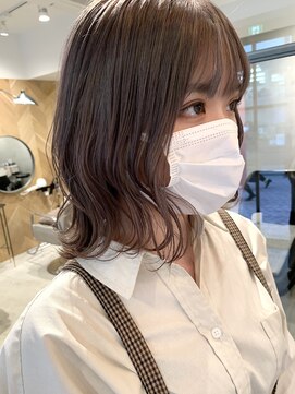 ステイシー(stay she) ケアブリーチ × グレージュ