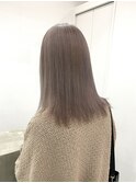 ブリーチハイトーングレージュカラーツヤ髪スタイル