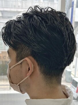 ヘッズ 本八幡店(HEADS) MEN'S HAIR センターパート ツイストスパイラル コンマヘア