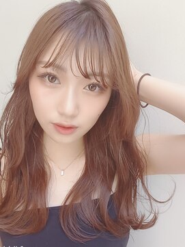 アナ ラーナ(Anna Lanna) シースルー×巻き髪スタイル