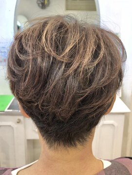 イムス マドモアゼル(imus MADOMOAZEL) 大人ショート