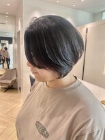 レイヤーあり　流れるショート