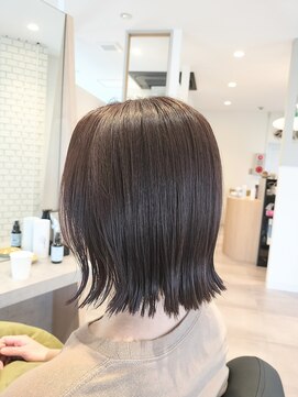 ノル(NOLL) 【NOLL小梛】30代～50代大人切りっぱなしボブ