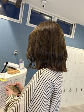 プラス ファースト ヘア(Plus 1st) オリーブベージュ×結べるボブ×ホイップ巻き